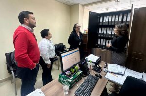 Diálogo directo con mediadores impulsa acciones para optimizar el servicio en Tungurahua